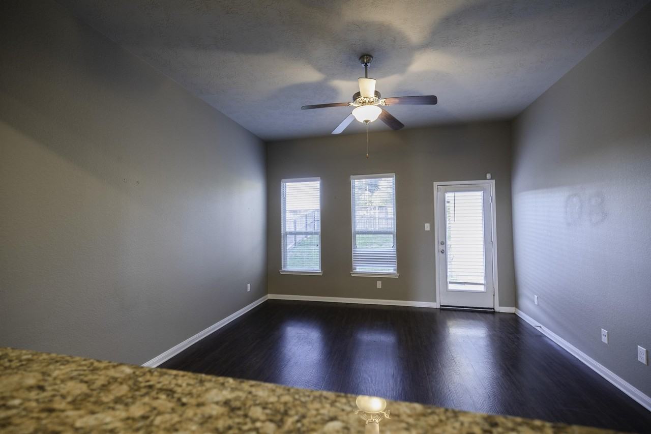 1909 Maize Court #1 - Photo 5 of 19