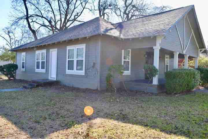 308 N Catherine St #B - Photo 3 of 10