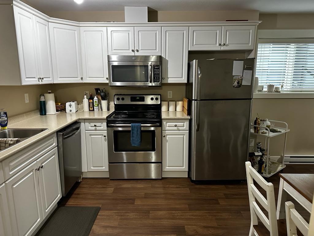 51040 Sophie Crescent - Photo 2 of 13