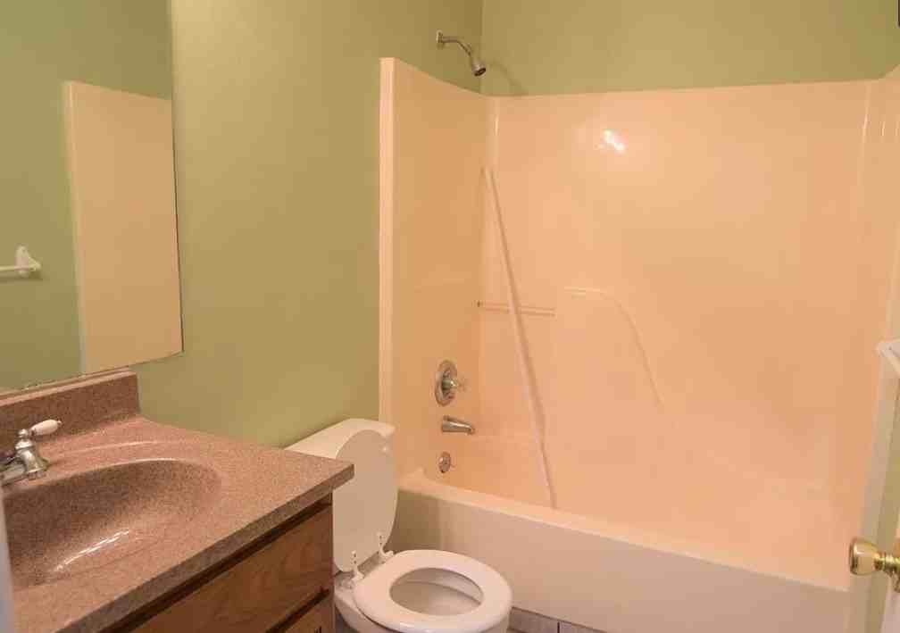 3475 Hermitage Dr #1 - Photo 3 of 5