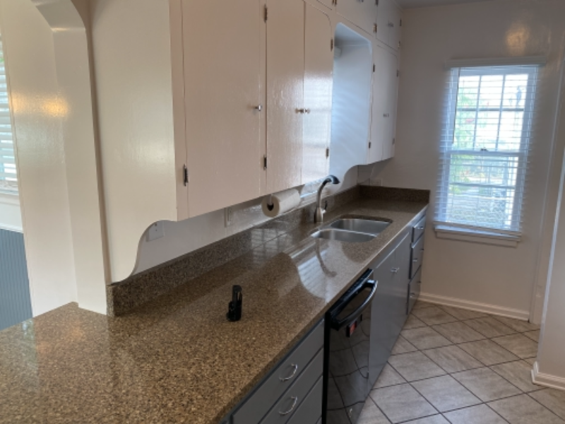 735 Wyoming Ave #1 - Photo 7 of 19