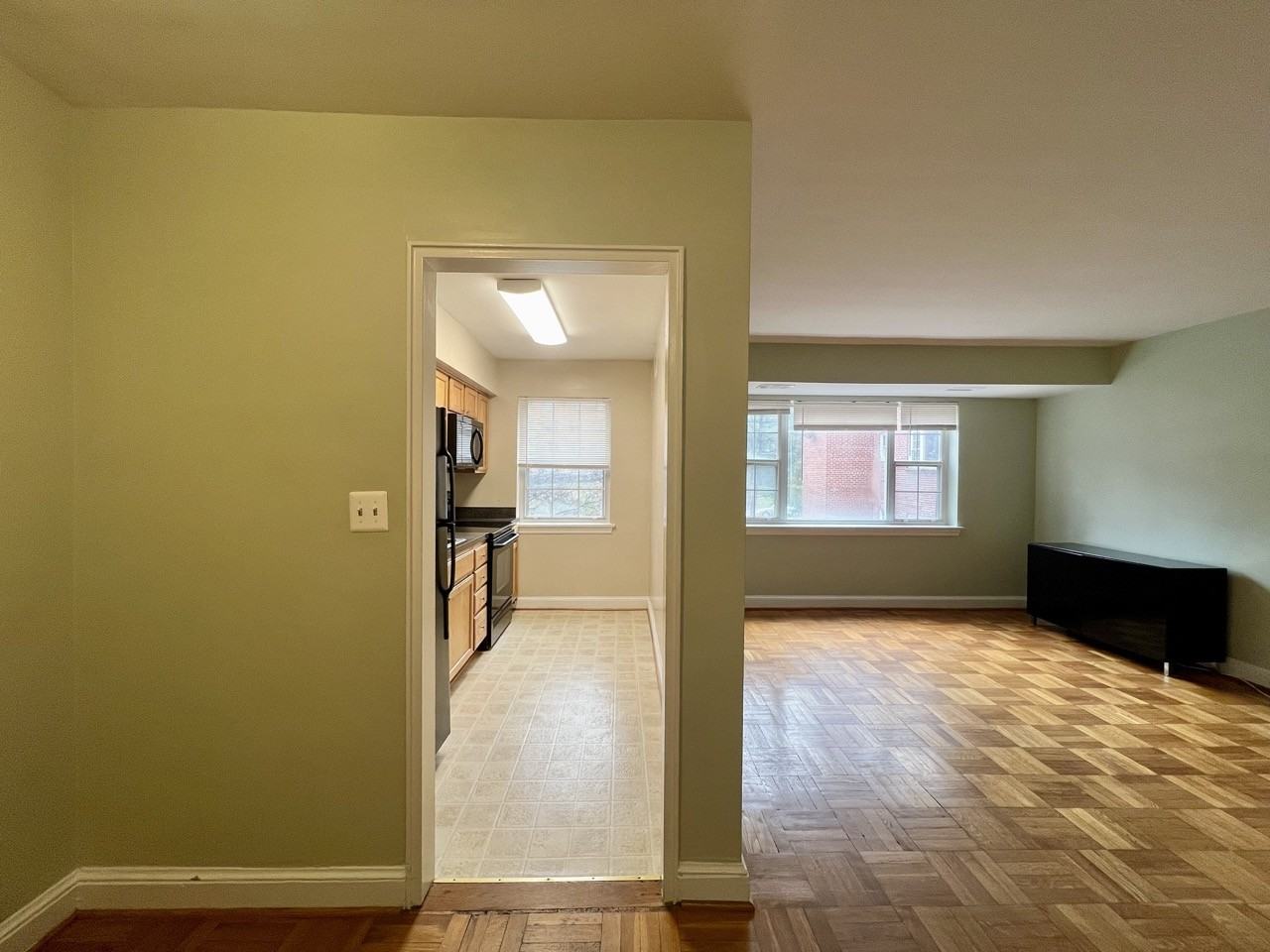 1303 N Ode St #214 - Photo 2 of 18