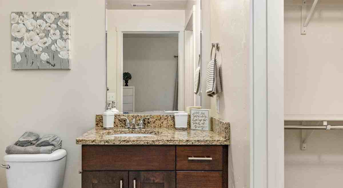 1495 S Tech Ln - Photo 3 of 21