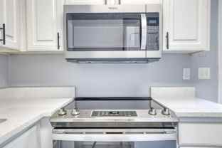 2901 S Robert Ln - Photo 1 of 1