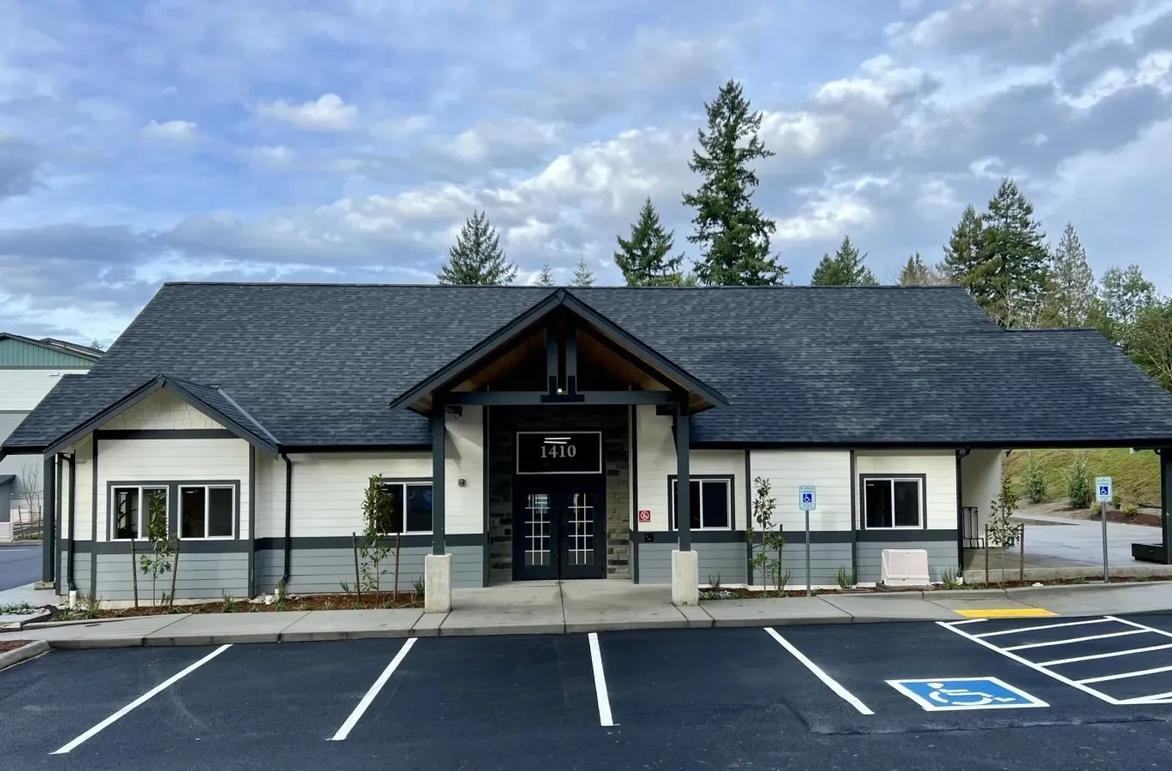 1410 Wendell Ave Se - Photo 6 of 14