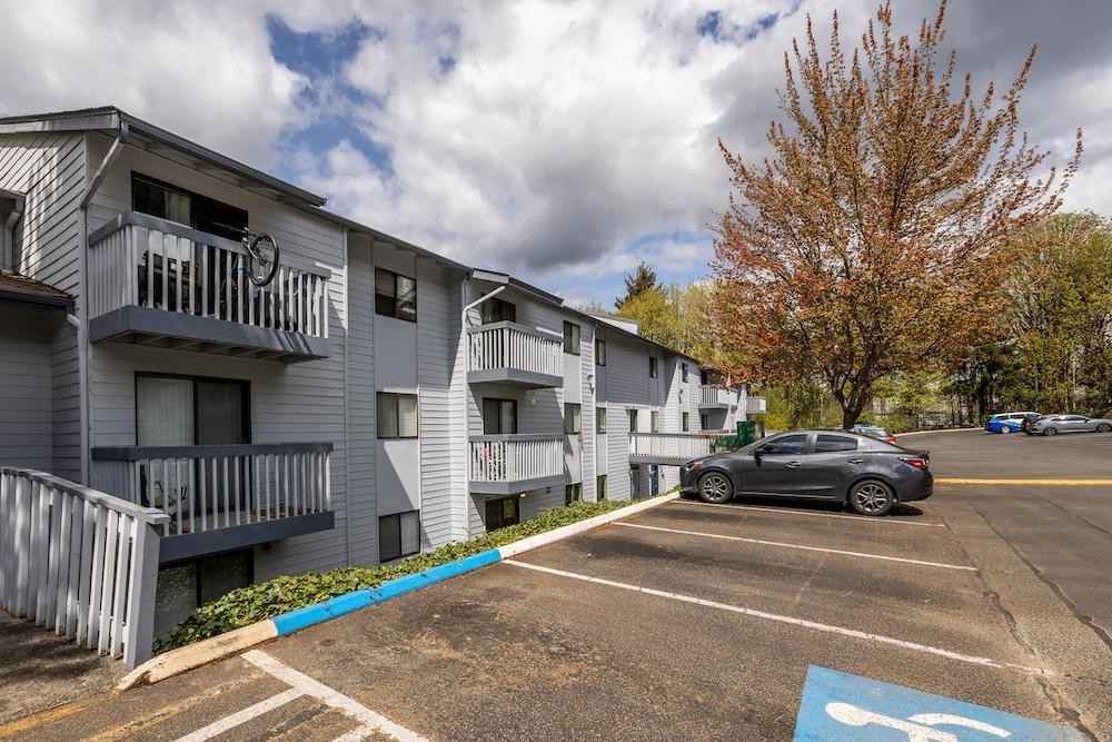 2900 Limited Ln Nw - Photo 3 of 12