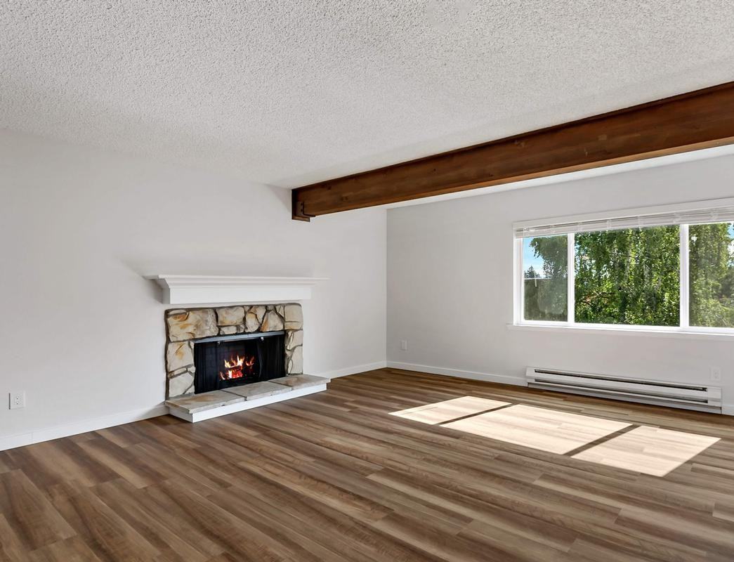 42 Thunderbird Pkwy Sw - Photo 2 of 17