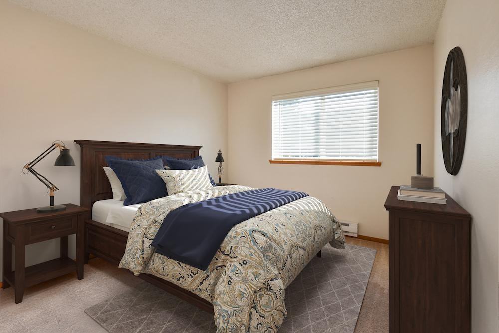 1204 73rd St E - Photo 3 of 10