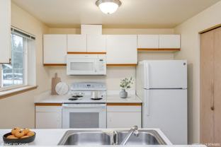 801 Lilly Rd Ne - Photo 1 of 1