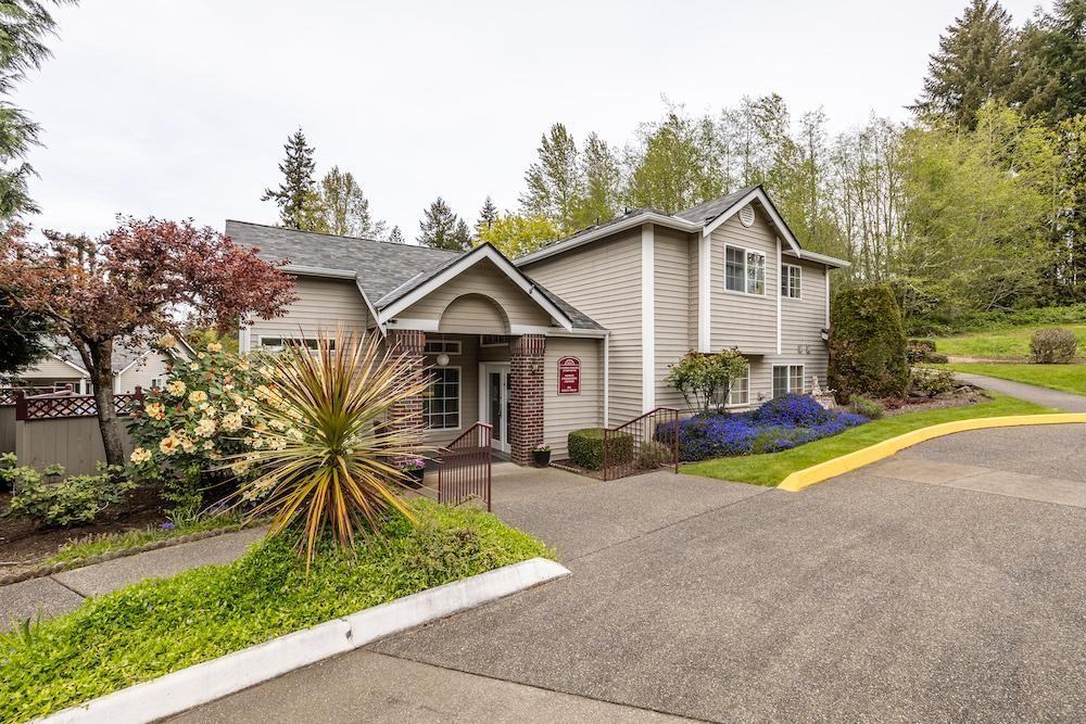 801 Lilly Rd Ne - Photo 4 of 12