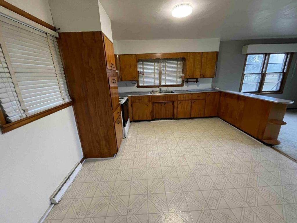 12072 Willow Dr - Photo 3 of 9