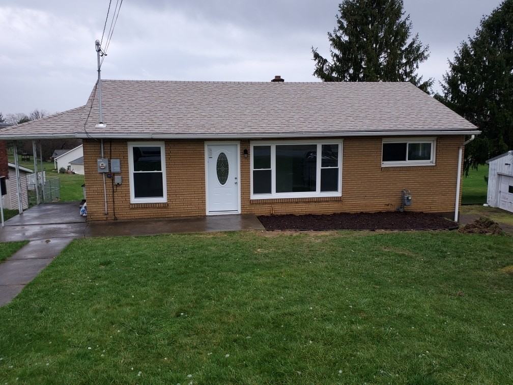 207 Carlisle Ave - Photo 2 of 11