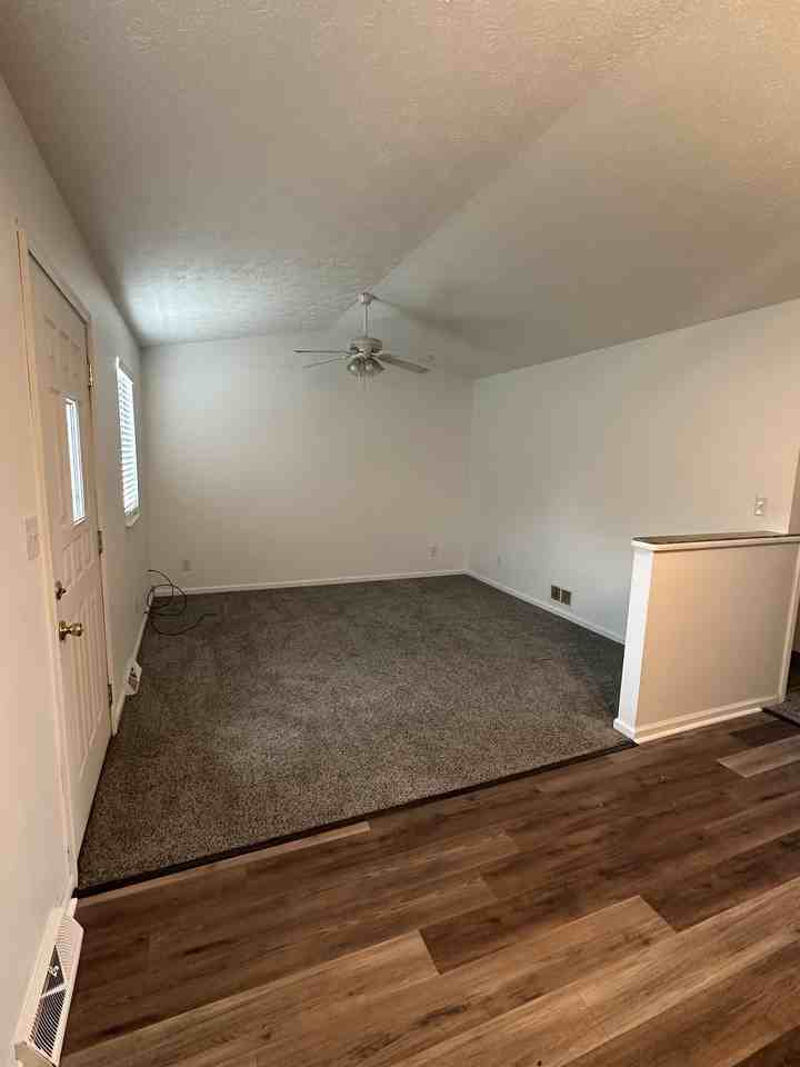 111 N 21st St - Photo 2 of 9