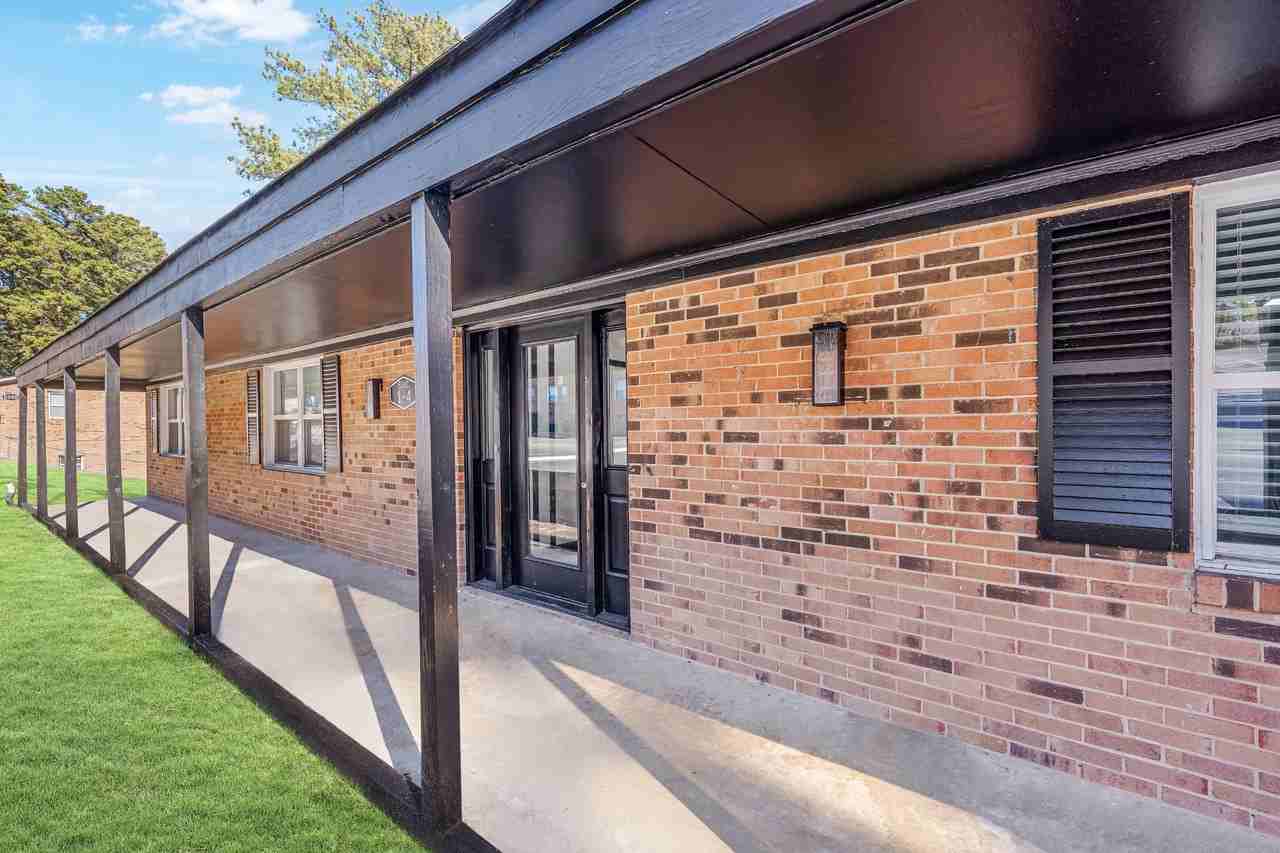 BLU Station Apartments - Photo 4 of 50