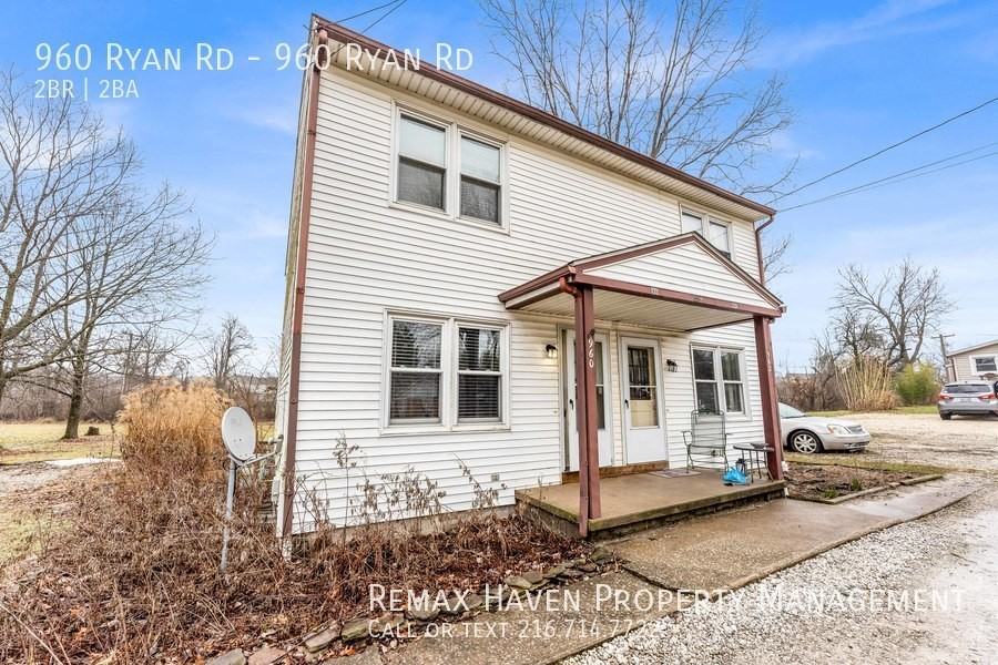 960 Ryan Rd #960RYANRD - Photo 2 of 24