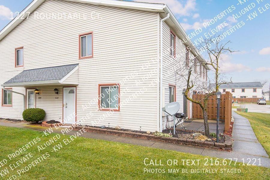 1227 Roundtable Ct - Photo 2 of 25