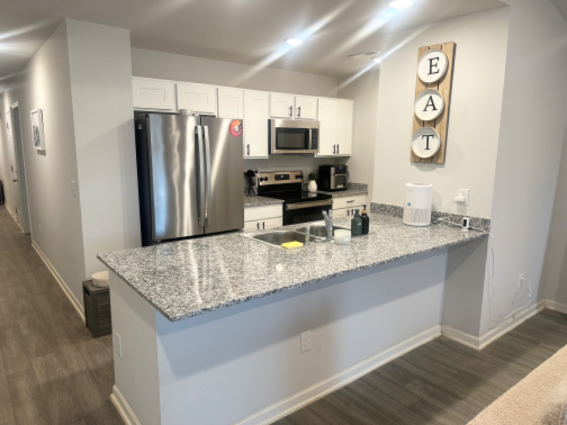 112 Somerset Dr - Photo 3 of 21