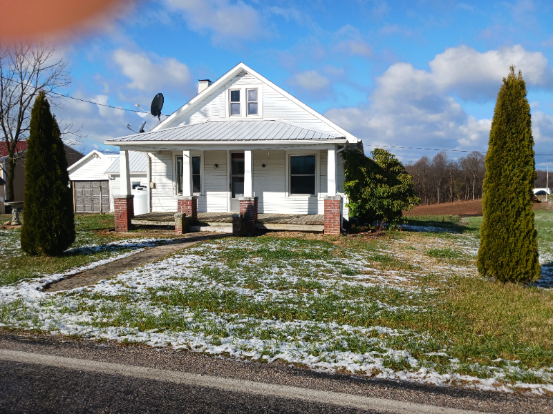 12062 Gum Tree Rd - Photo 2 of 15