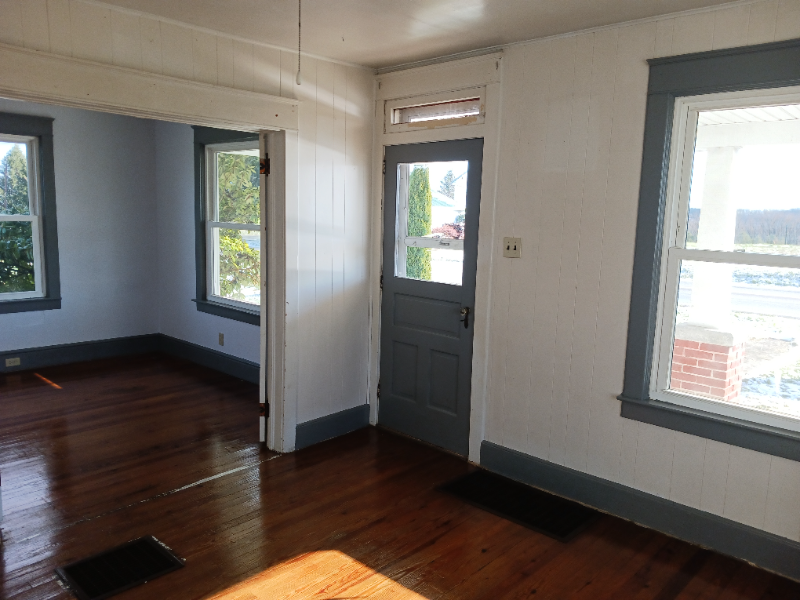 12062 Gum Tree Rd - Photo 3 of 15