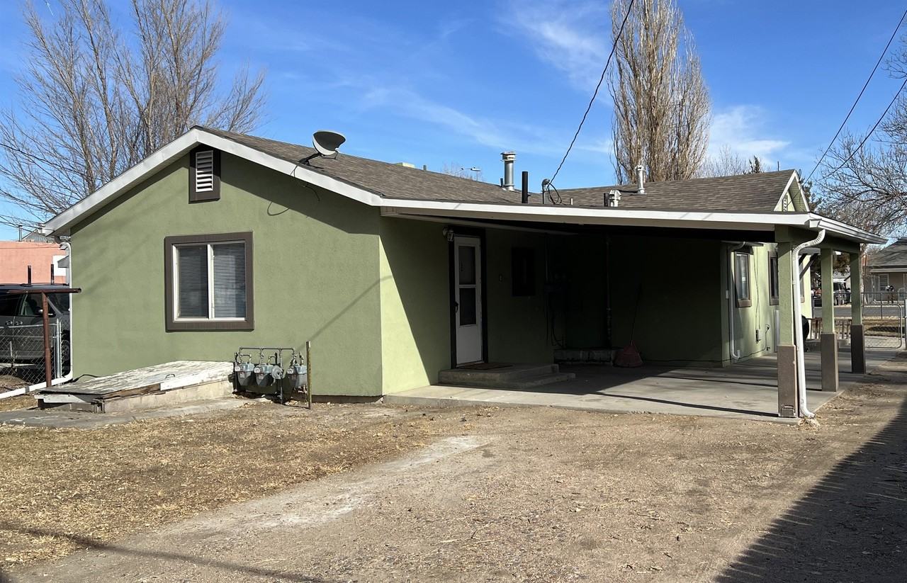 206 S Clayton St #3 - Photo 5 of 11