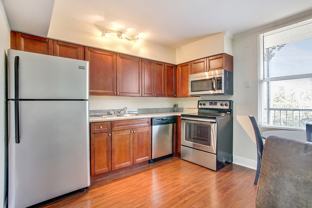 Oak Tree Apartments - Photo 1 of 1