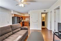 Oak Tree Apartments - Photo 3 of 12