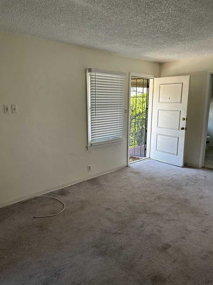 8405 Crenshaw Drive Apartments 8405 Crenshaw Dr, Inglewood, CA 90305 Zumper