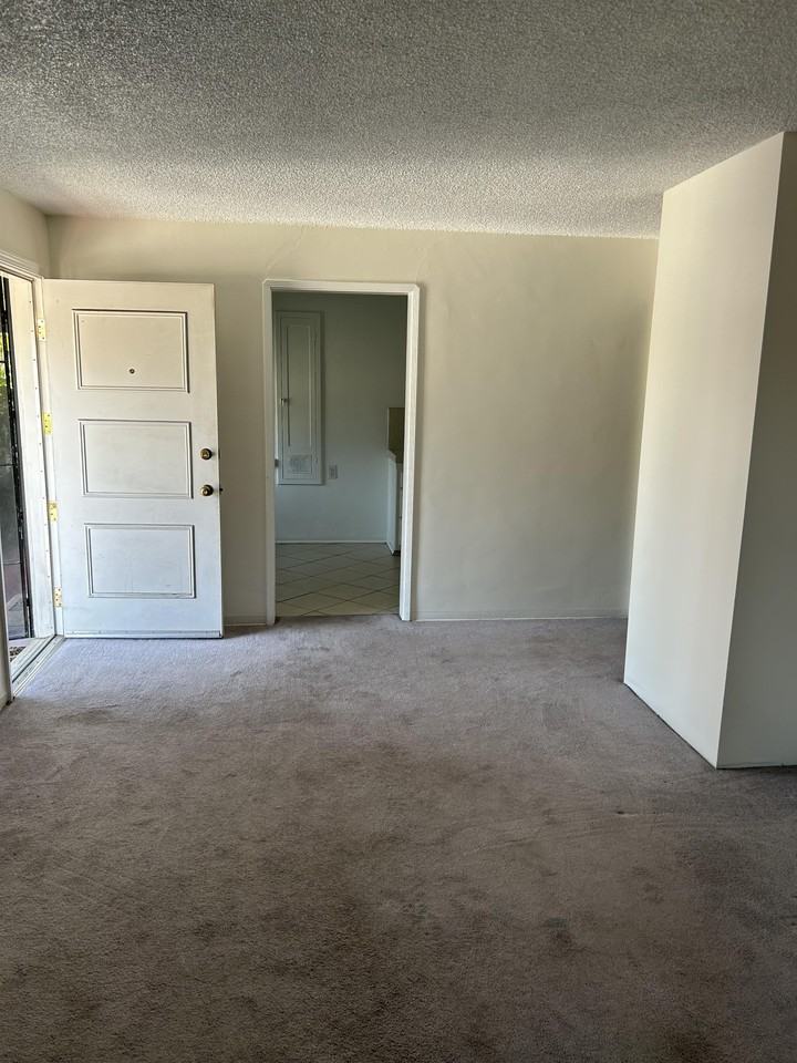 8405 Crenshaw Drive Apartments 8405 Crenshaw Dr, Inglewood, CA 90305 Zumper