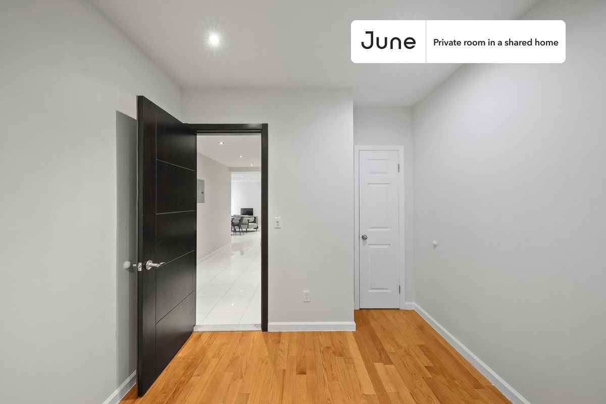 169 Manhattan Avenue #B - Photo 5 of 16