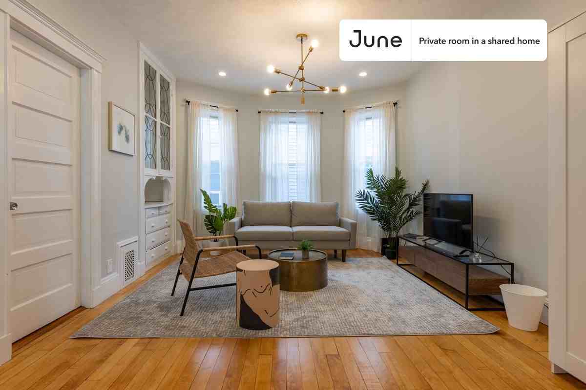 57 Pleasant St #C - Photo 4 of 13