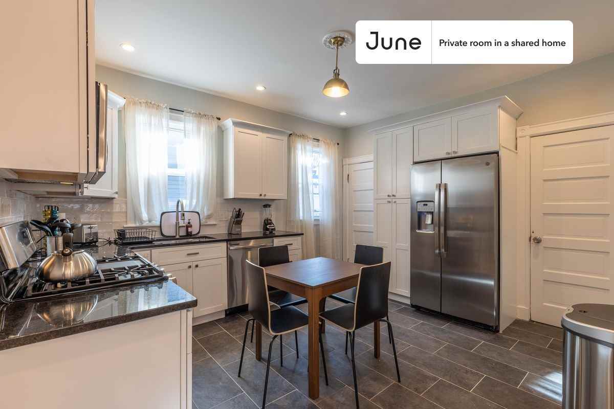 57 Pleasant St #C - Photo 7 of 13