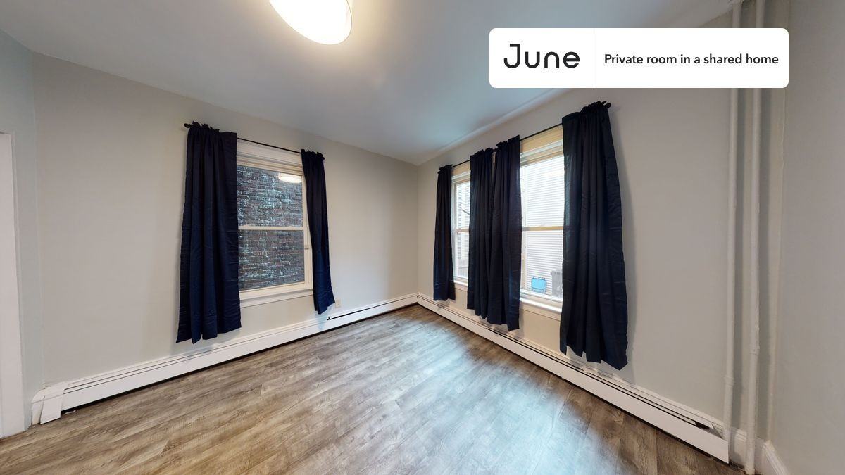 Calumet St #A - Photo 2 of 14