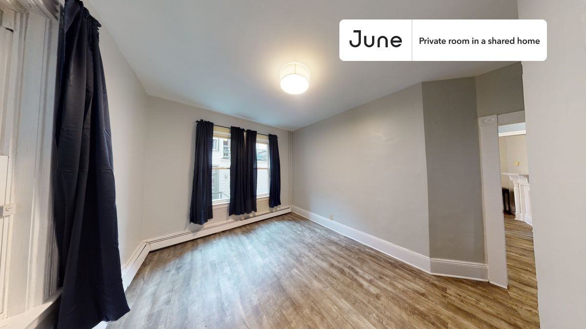 Calumet St #A - Photo 5 of 14