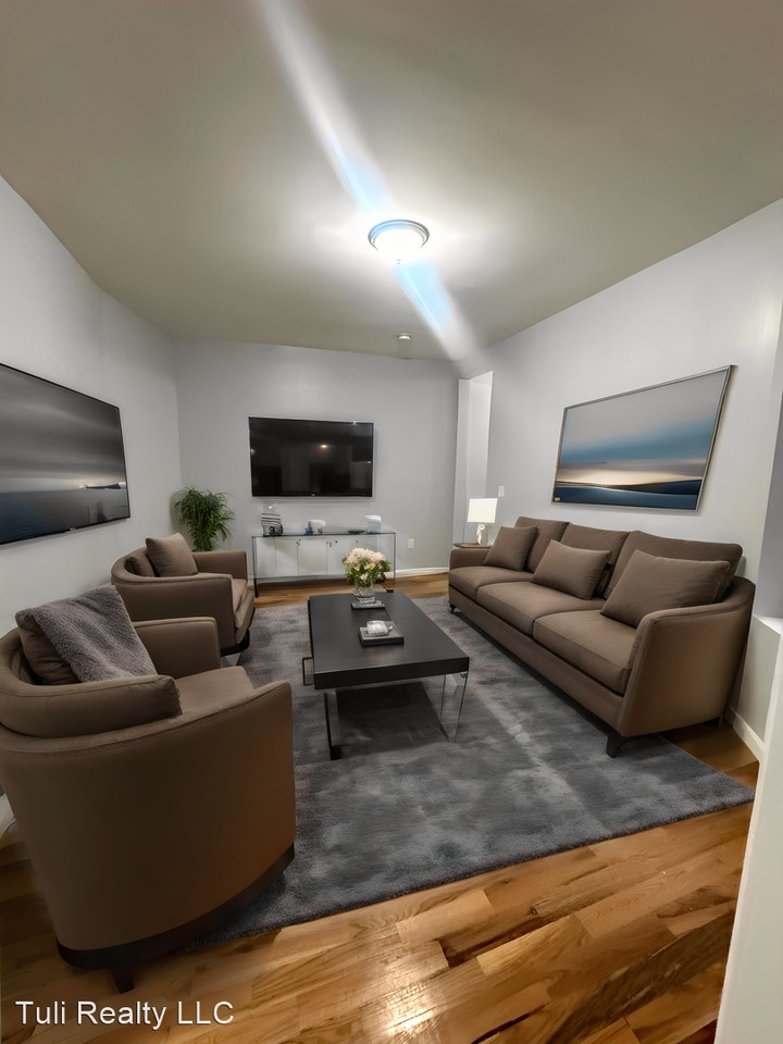4536 Park Avenue - Photo 2 of 11