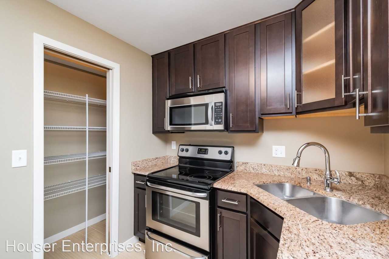 207.5 6th Street - Photo 2 of 32