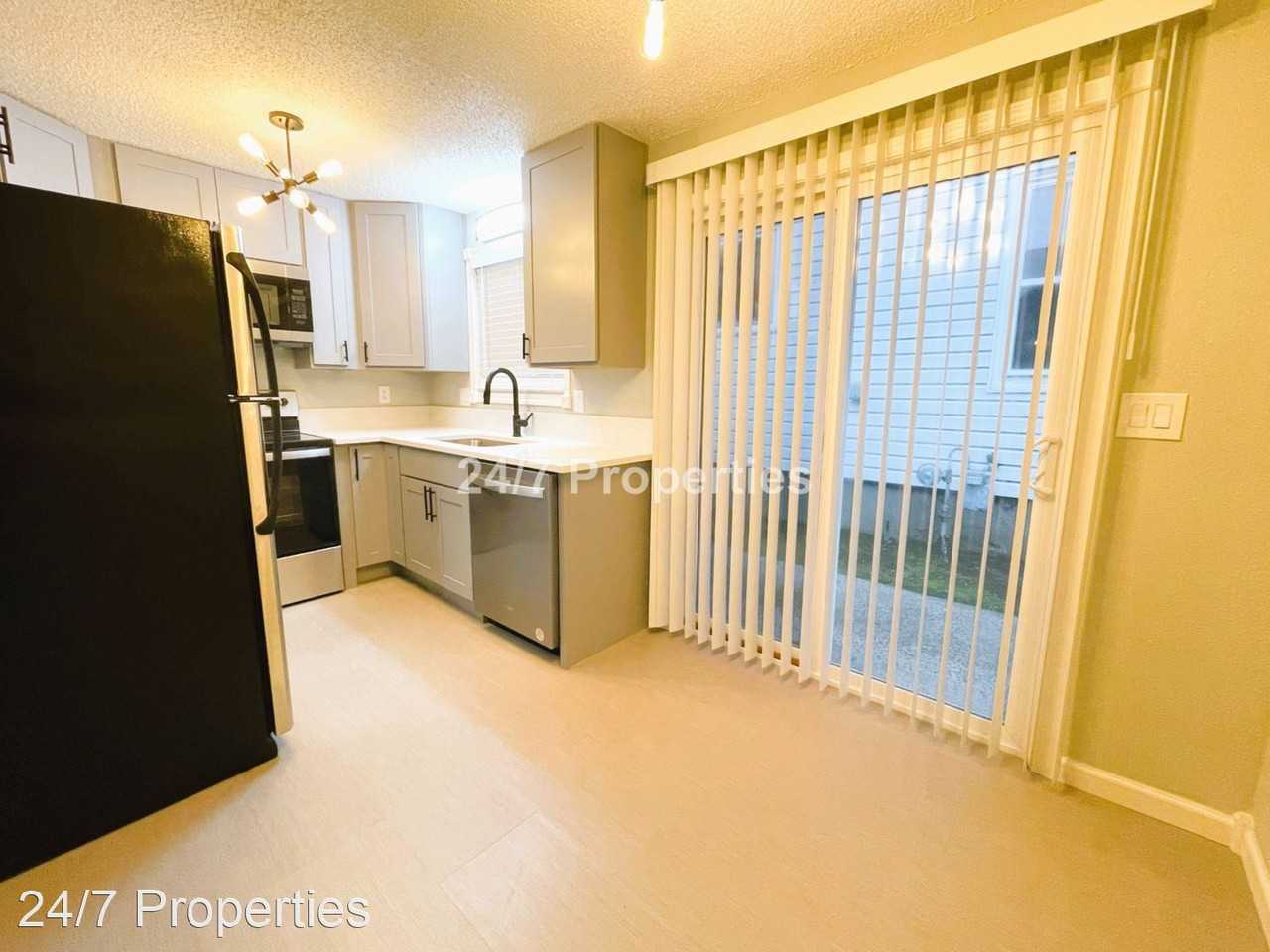 1221 Leonard St. - Photo 3 of 8