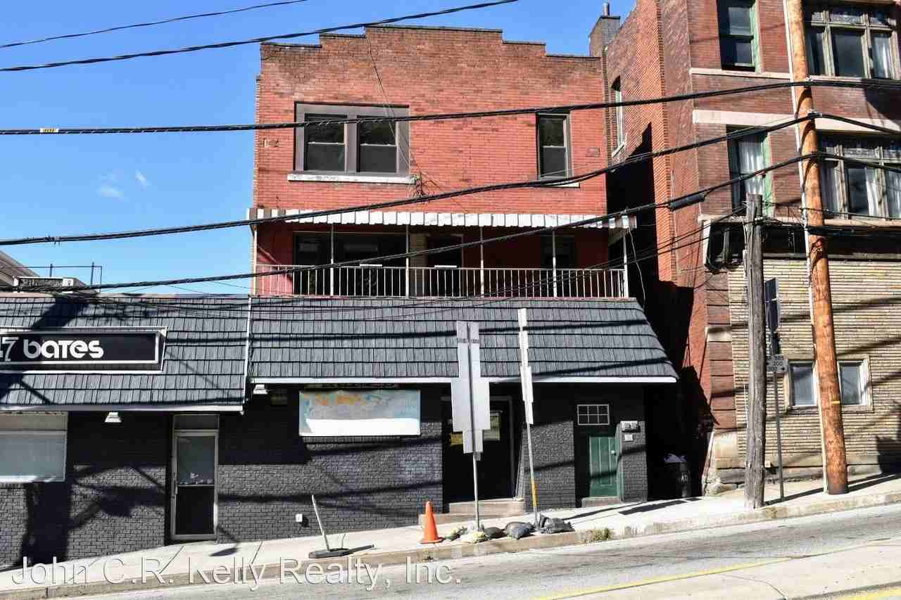 47, 77, 3135 Bates Street Apartments in North Oakland, Pittsburgh, PA