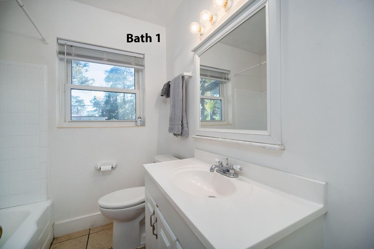 Janice Cir S - Photo 2 of 22