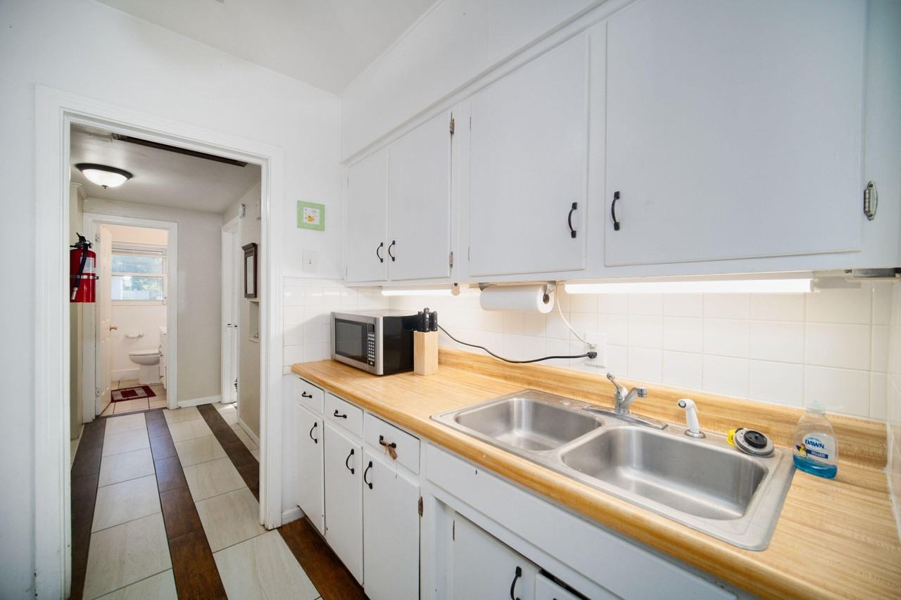 Janice Cir S - Photo 5 of 11