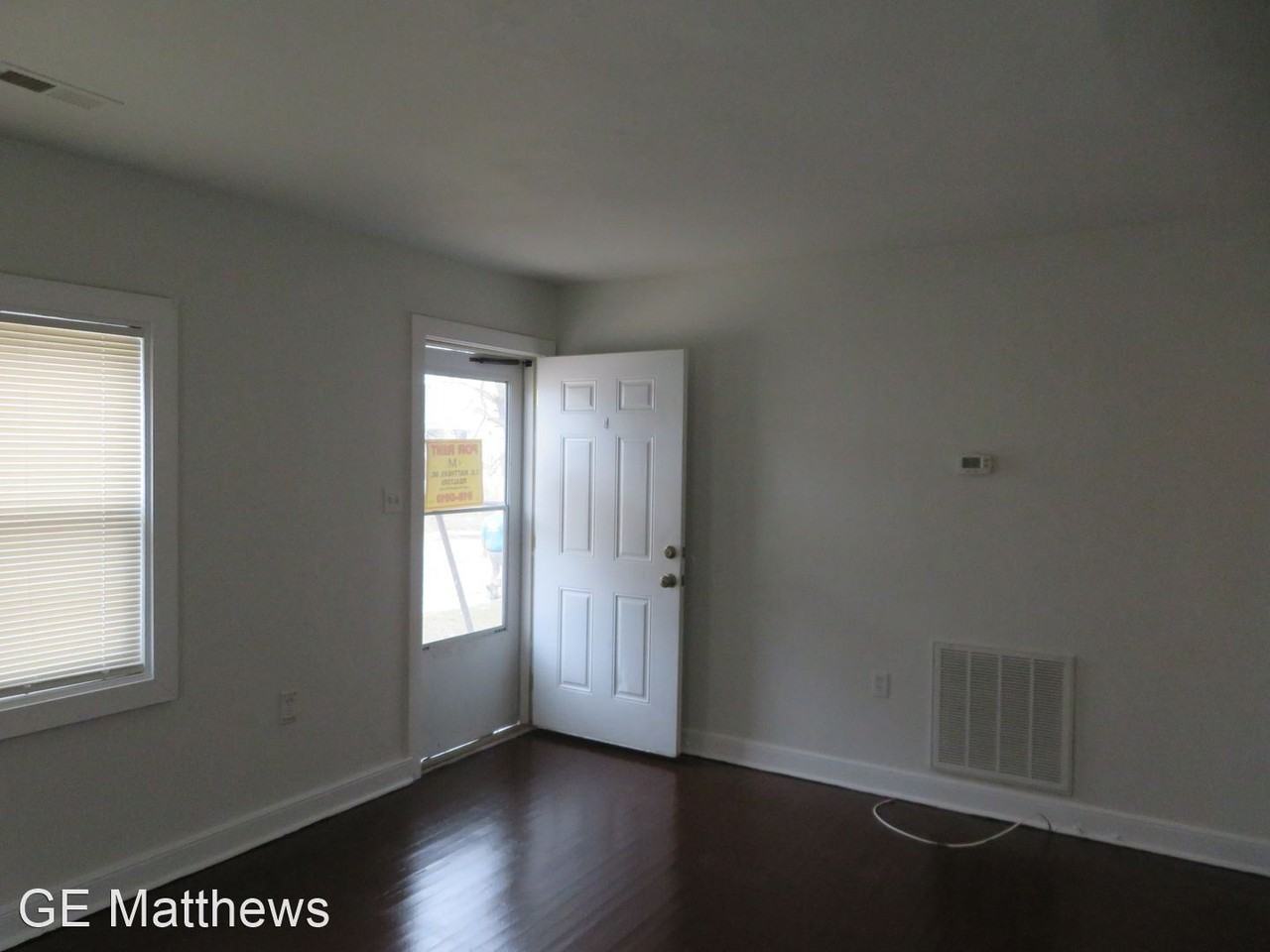 Bolling Street - Photo 3 of 12