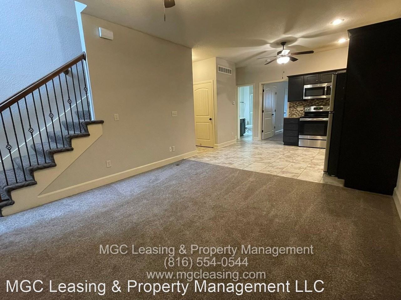 2230-2236 SW Burning Wood Ln - Photo 2 of 39