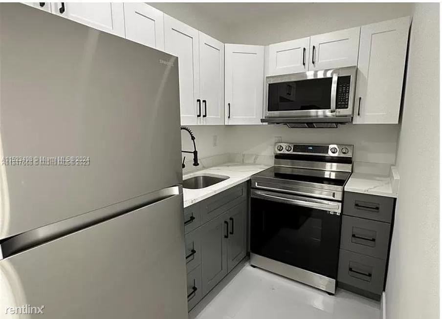 103 Nw 68th Ter #103 - Photo 3 of 7