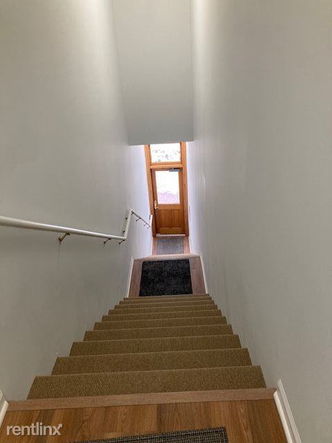 8089 Main St - Photo 2 of 10