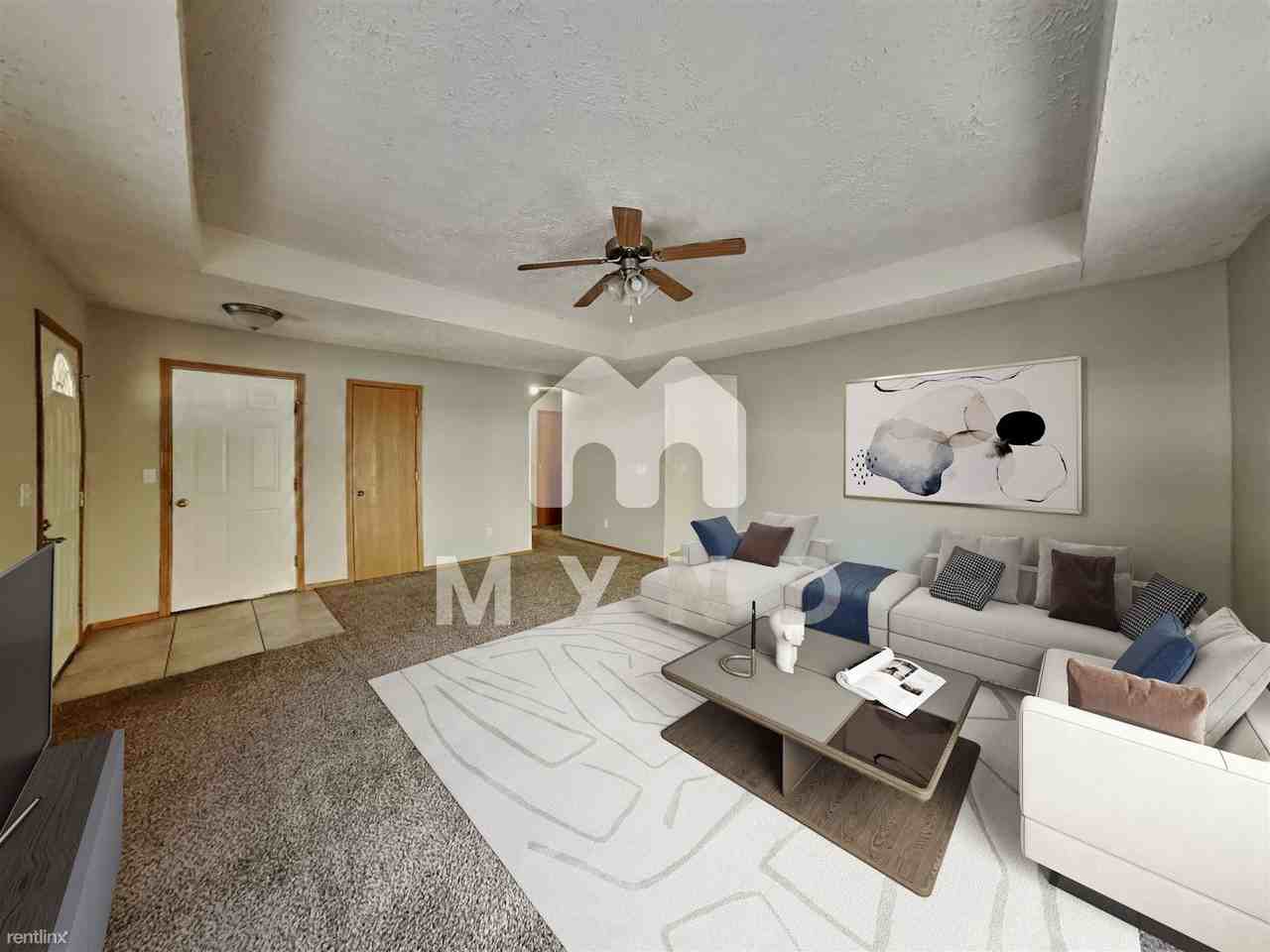 1131 S Brown Ave - Photo 2 of 19