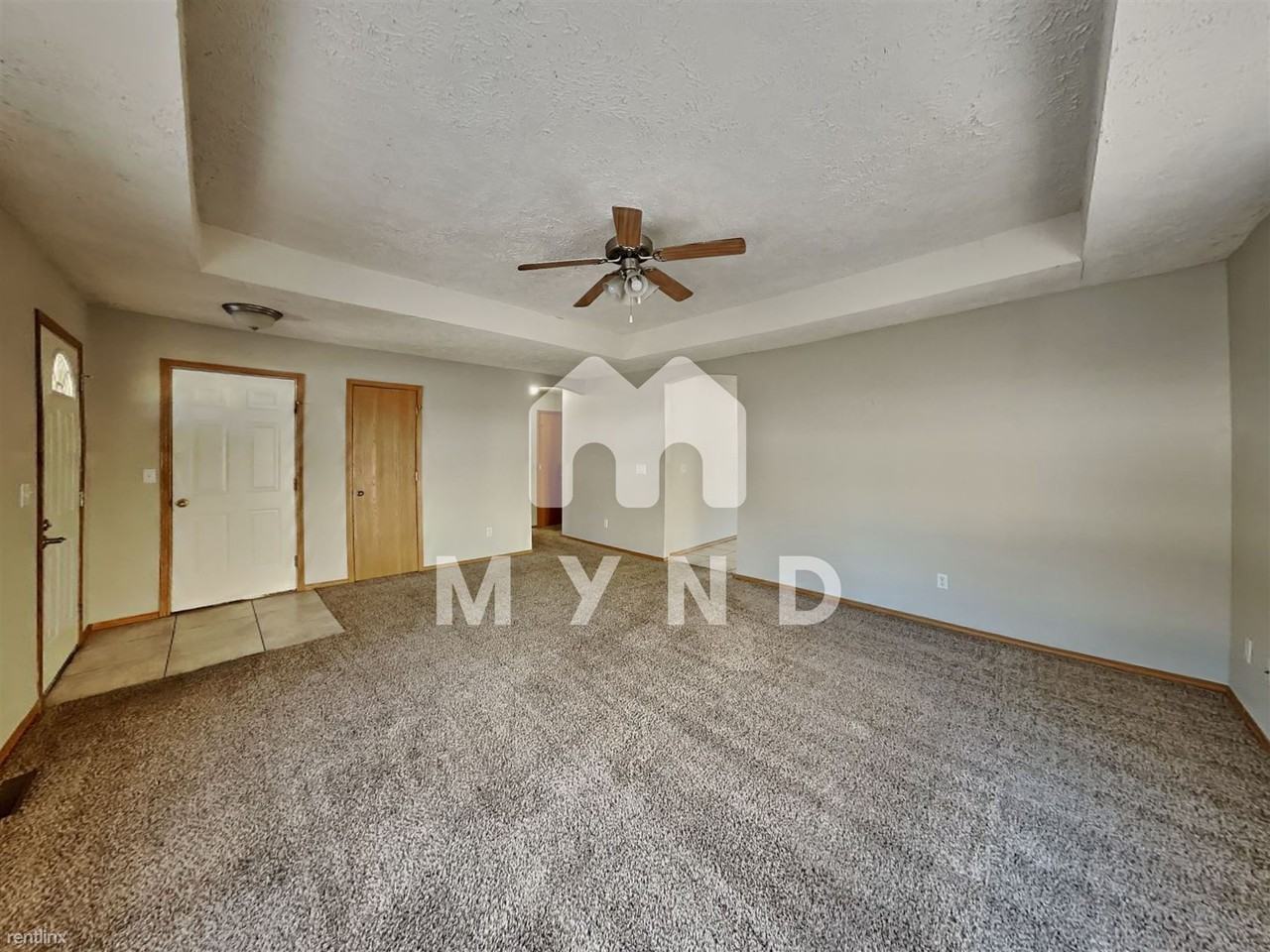 1131 S Brown Ave - Photo 3 of 19