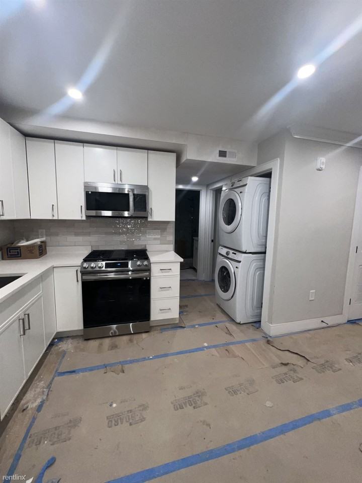 9 Everett St - Photo 3 of 6