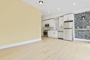 184 Paris St #3 - Photo 1 of 1