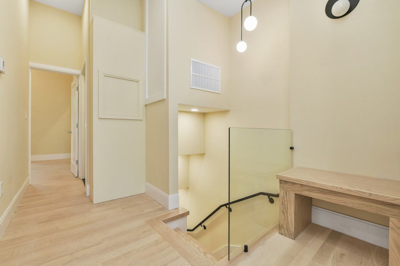 184 Paris St #3 - Photo 7 of 17