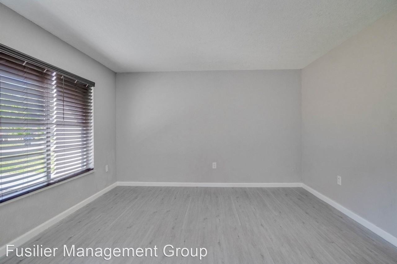 625 Slote Dr - Photo 3 of 21