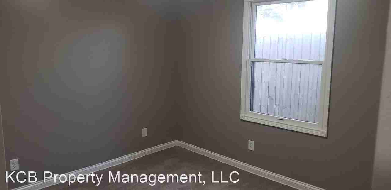 Courtland - Photo 2 of 9